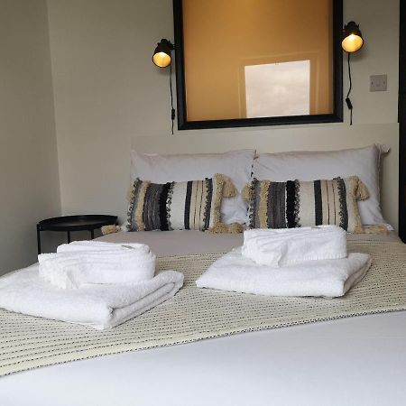 Eastcliff Escape Folkestone Apartment ภายนอก รูปภาพ